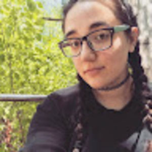 Meet your Posher, Alexandra